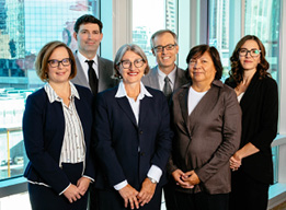 Photo de groupe de la Commission